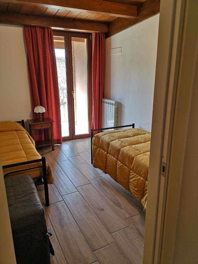 Agriturismo Vecchio Gelso Ortezzano المظهر الخارجي الصورة
