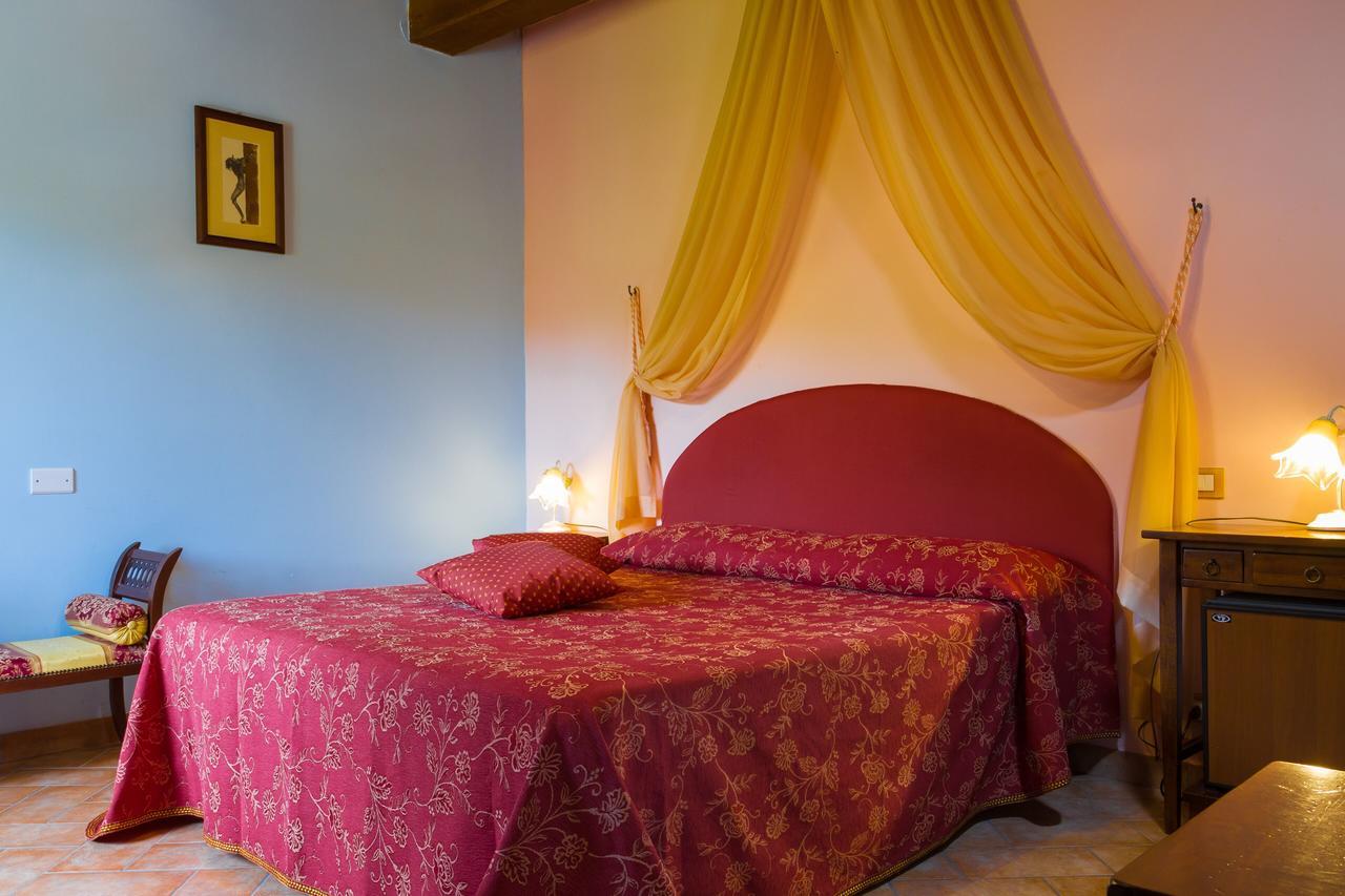 Agriturismo Vecchio Gelso Ortezzano المظهر الخارجي الصورة